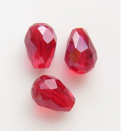 Crystal Glass 11mm Faceted Teardrops ~ Red